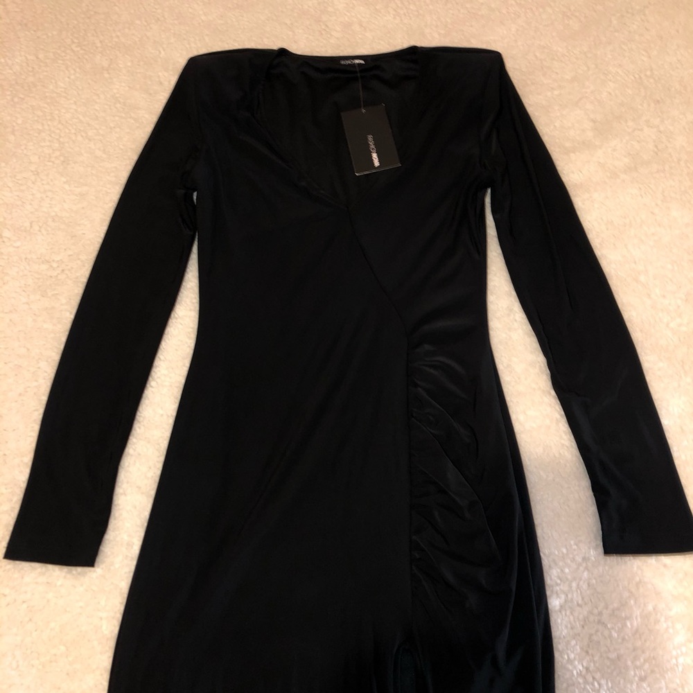 LONG SLEEVE BLACK DRESS WITH SLIT